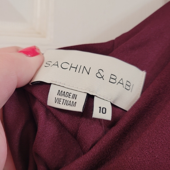 New Sachin + Babi Cece Wine One-Shoulder Crepe Formal Gown Size 10 - Picture 5 of 6